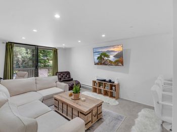 5202 Shelter Creek Lane