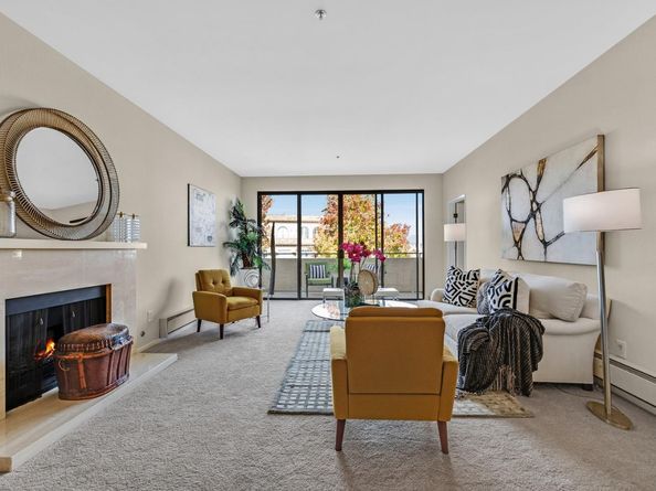 1515 Floribunda Avenue 302, Burlingame CA 94010