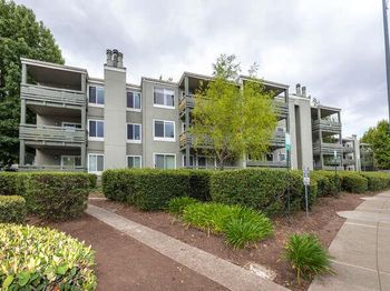 4008 Farm Hill Boulevard