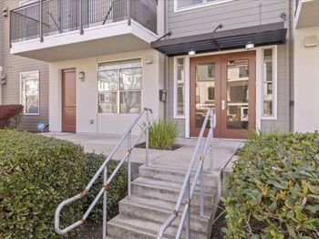 1065 Saginaw Terrace