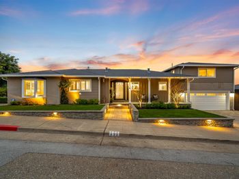 430 Rolling Hills Avenue