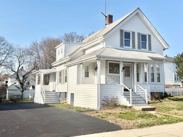 62 Arthur St, Brockton MA 02301
