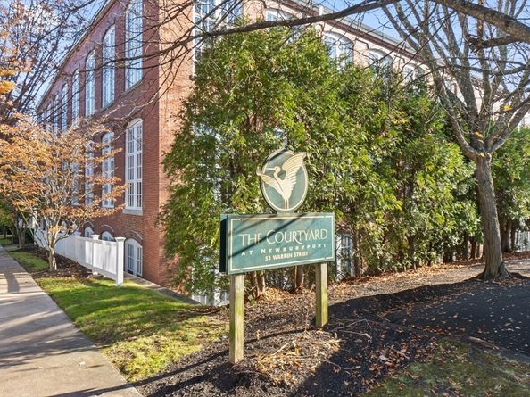 53 Warren St 318, Newburyport MA 01950