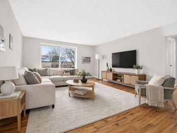 8 Kittredge St
