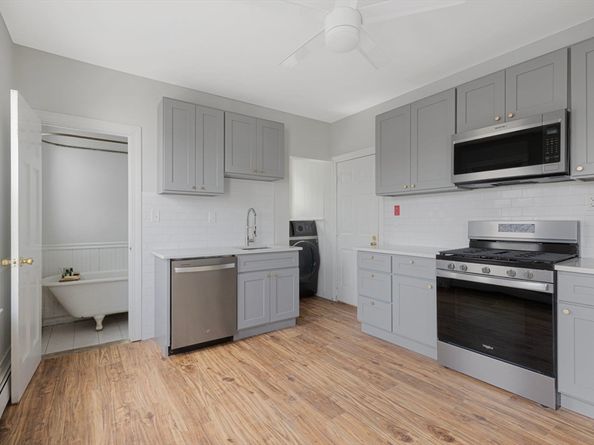 26 Plymouth 3, Cambridge MA 02141
