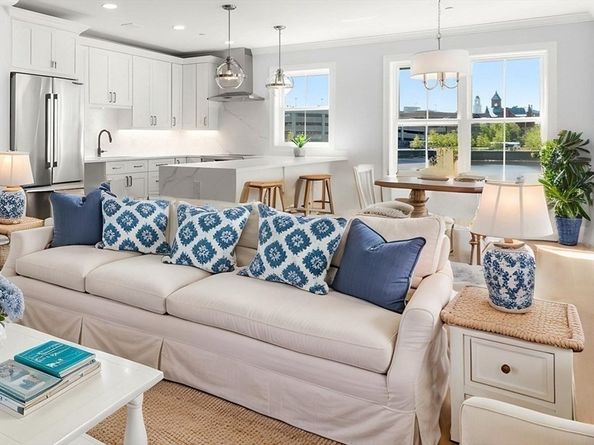 16 Franklin Street 2201, Salem MA 01970