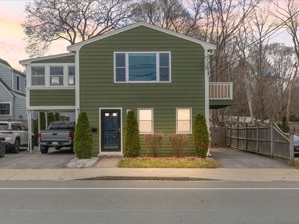 333 Merrimac St 1, Newburyport MA 01950