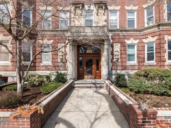 131 Park Drive 12, Boston MA 02215