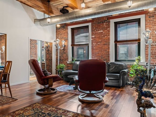 9 West Broadway 404, Boston MA 02127