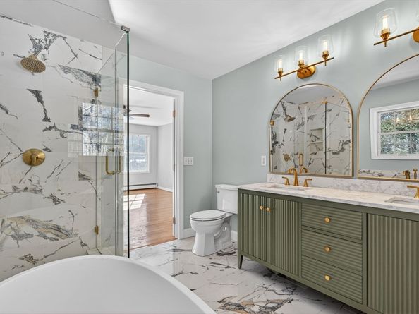 159 Pine St, Manchester MA 01944