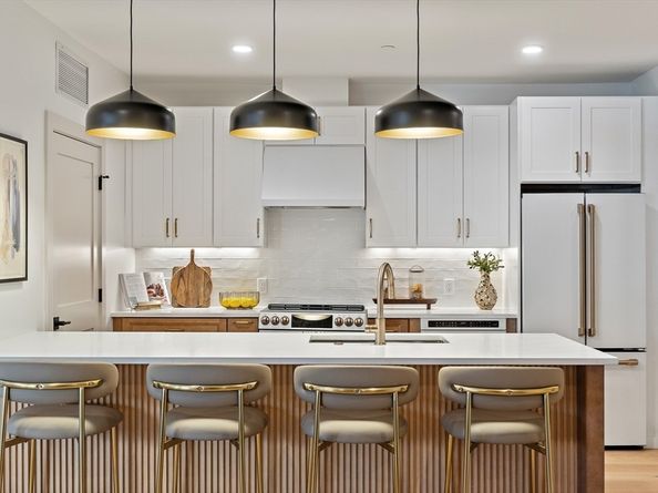 1025 Massachusetts Avenue 204, Arlington MA 02476