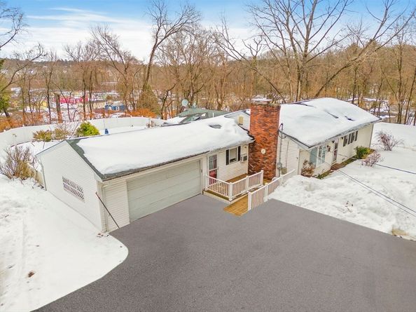 79 Royce Rd, Marlborough MA 01752