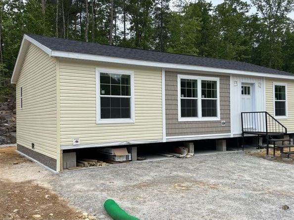 6 Berry Farms Road 3, Sturbridge MA 01566