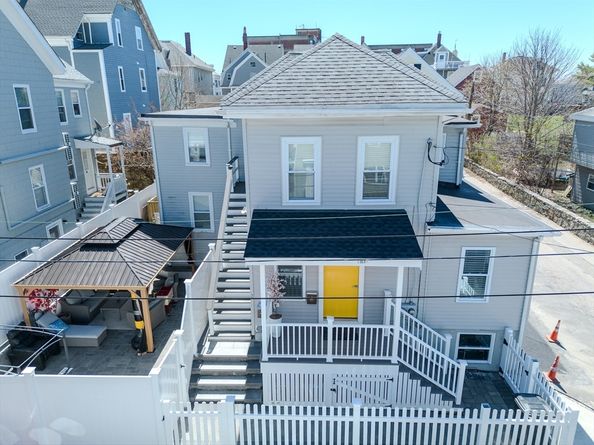 27 Addison St, Gloucester MA 01930