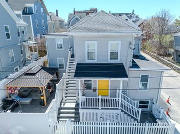 27 Addison St