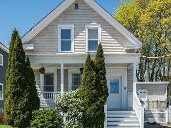 3 Pond Street