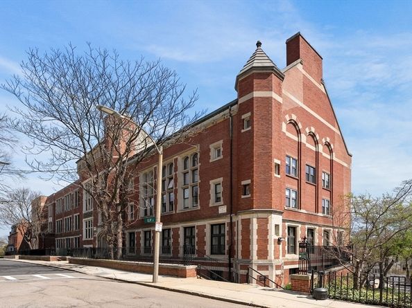 76 Elm Street PH 404, Boston MA 02130