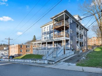 99 Cross St