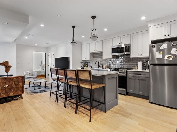 223 Saratoga Street 202, Boston MA 02128