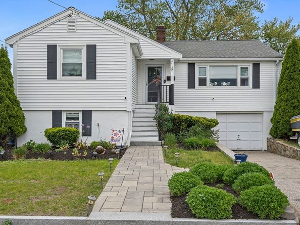 15 D St, Hull MA 02045