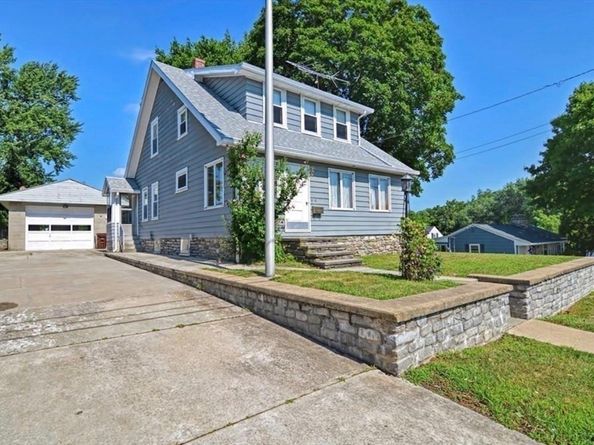 41 Highland St, Auburn MA 01501