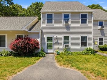 47 Old Colony Ln
