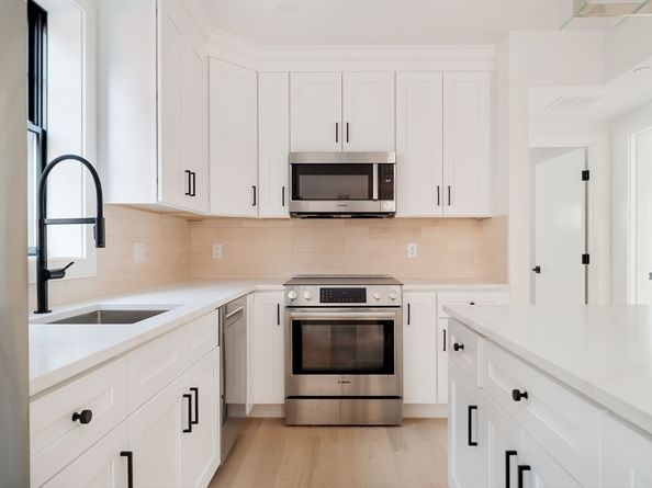 387 Norfolk St 1, Cambridge MA 02139