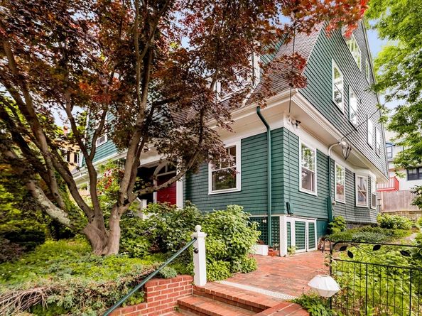 86 Avon Hill Street, Cambridge MA 02140