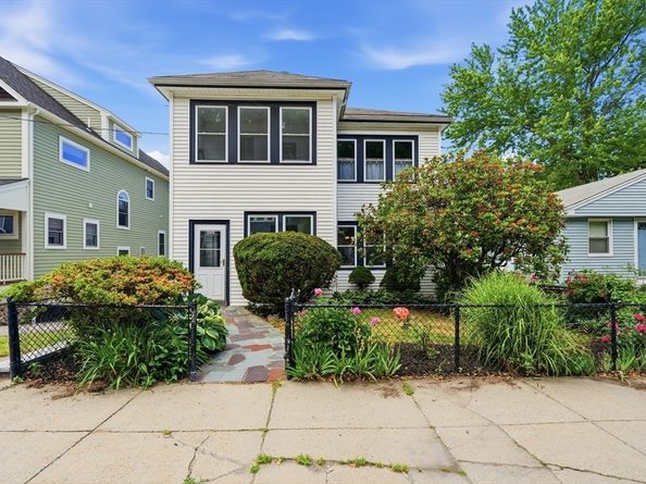 60-62 Cornell St 62, Boston MA 02131