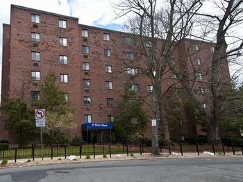 50 Water St