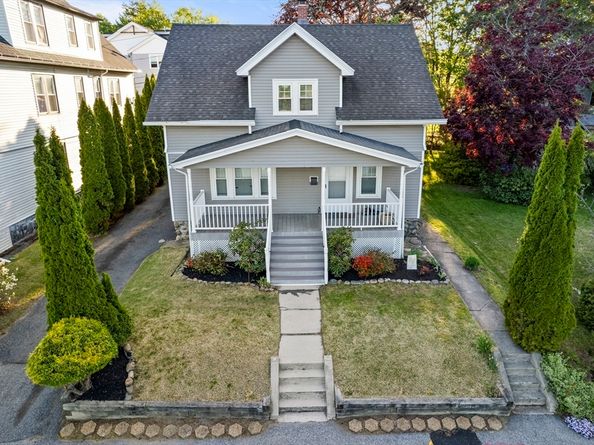 22 Frank St, Worcester MA 01604