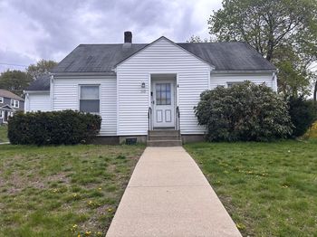 349 Oak St