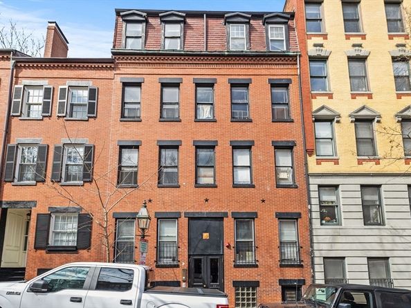 19 South Russell Street, Boston MA 02114