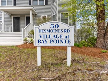 50 Desmoines Rd