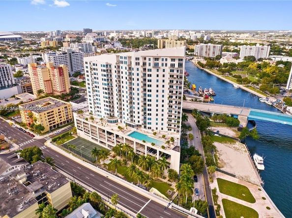 10 SW South River Dr 801, Miami FL 33130