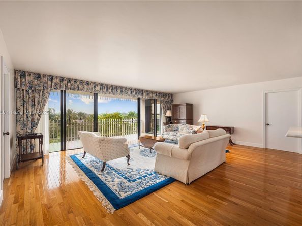 2 Grove Isle Dr B404, Coconut Grove FL 33133