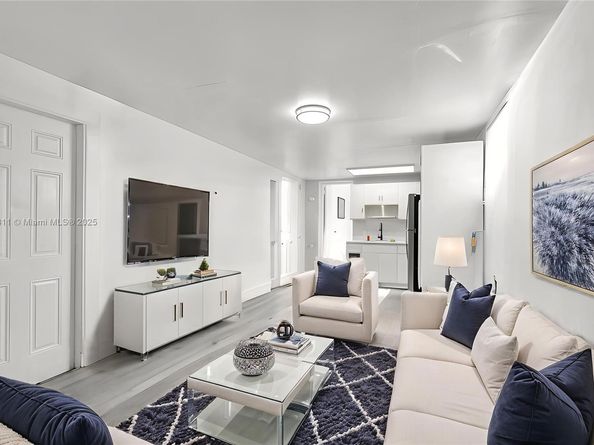 1943 Rodman Street, Hollywood FL 33020