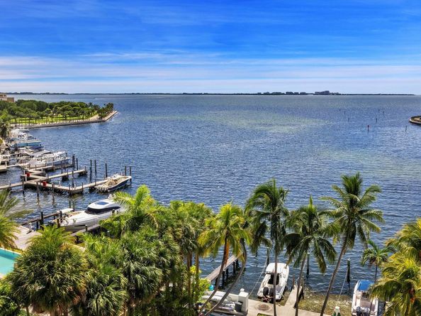 1600 S Bayshore Ln 8D, Coconut Grove FL 33133