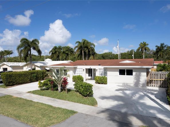 1245 Garfield St, Hollywood FL 33019