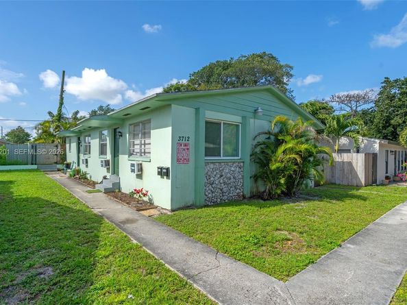 3712 SW 12th Ct, Fort Lauderdale FL 33312