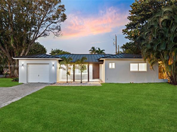 1917 N Swinton Ave, Delray Beach FL 33444