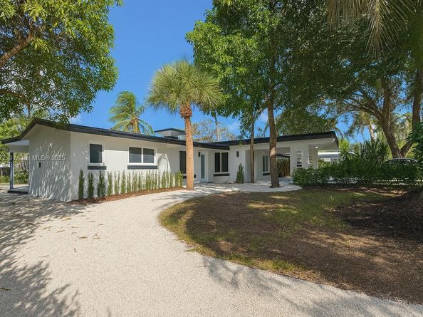 3801 NE 16th Ter, Oakland Park FL 33334