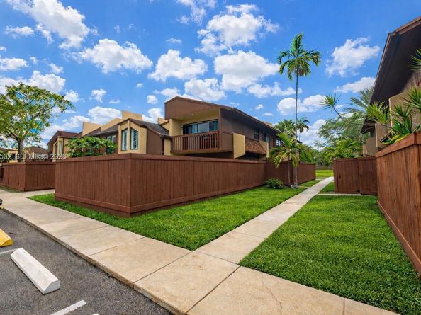 6534 SW 114th Pl G75, Miami FL 33173