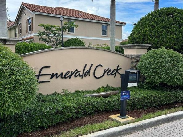 12434 Emerald Creek Mnr, Plantation FL 33325