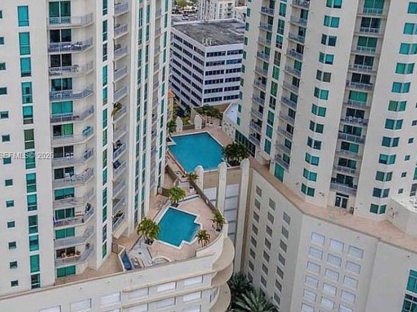 9066 SW 73rd Ct 806, Miami FL 33156