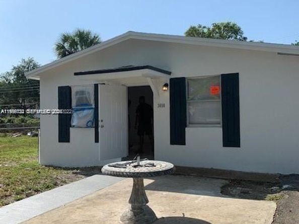 3050 NW 8th Pl, Fort Lauderdale FL 33311