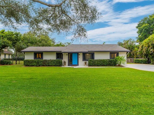 2751 SW 137th Ter, Davie FL 33330