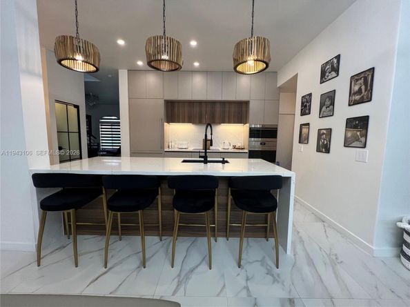 7782 NW 18th St, Pembroke Pines FL 33024