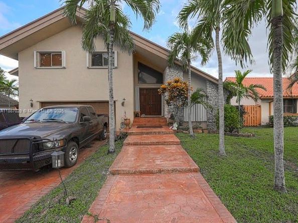 14220 SW 109th St, Miami FL 33186
