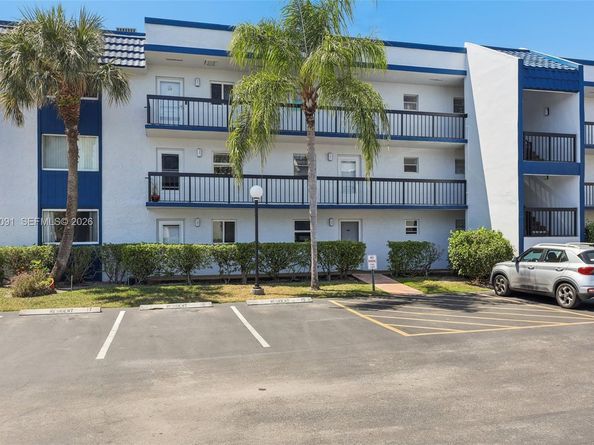 3050 N Holiday Springs Blvd 101, Margate FL 33063